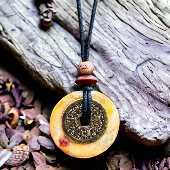 Crazy Lace Agate Pendant with Feng Shui Lucky Coin - Picture 1 of 7
